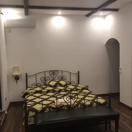 Hotel Style *